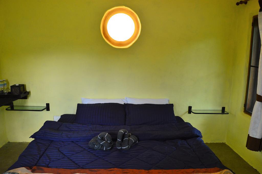 Monkey House Hotel Pai Buitenkant foto